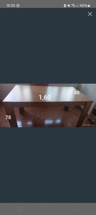 Mesa de salon comedor de madera