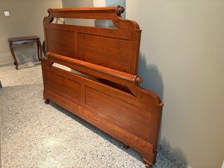 Dormitorio completo de madera + somier y colchón