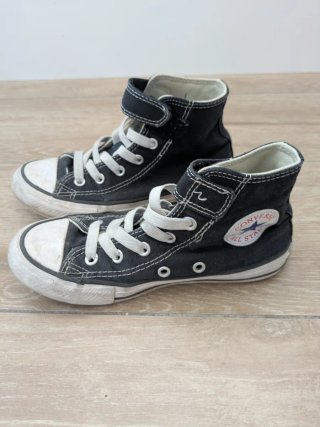 Converse infantiles negras talla 31 velcro