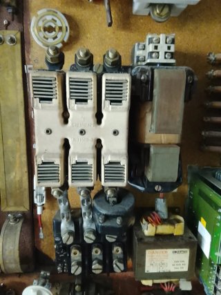 Contactor Siemens K915 Trifásico Cerámico.