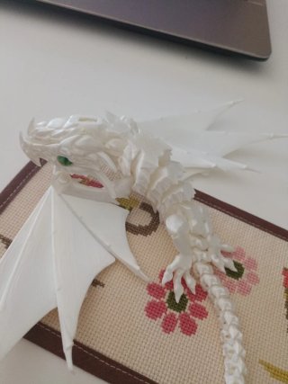 Figura Dragón Alado 3D