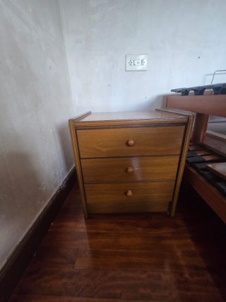 Mueble de madera 2×25
