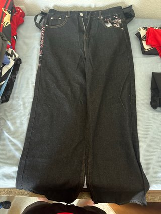Pantalones Baggy Schuze con Diseño Floral