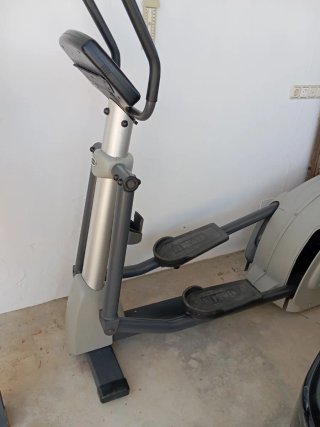 Bicicleta Elíptica Gris y Negra