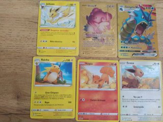 Lote Cromos Pokémon VMAX, V, Blissey, Gyarados