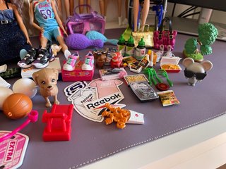 Lote Barbie, Ken, vestiti, scarpe e accessori