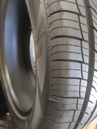 Venta de 4 ruedas nuevas solo 2 semanas de uso