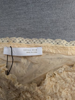 Top encaje Zara Talla L