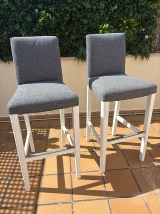 2 Taburetes Altos Madera Acolchados