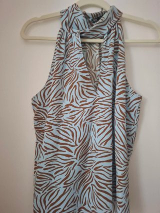 Top Zara estampado cebra azul y marrón