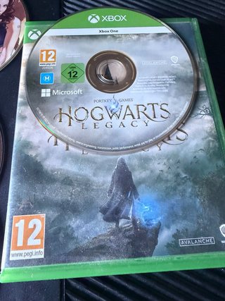 Xbox One 1TB + 3 Giochi + 2 Controller