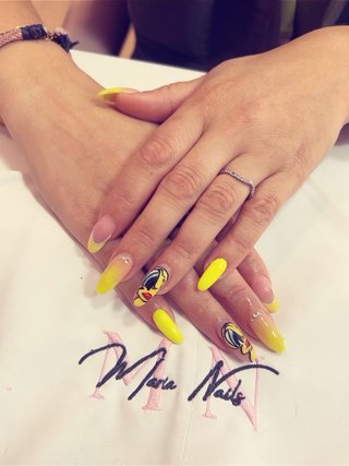 Uñas acrílicas