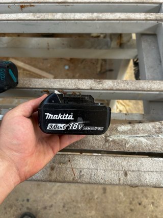 Atornillador de impacto Makita 18V (Modelo DTD171)