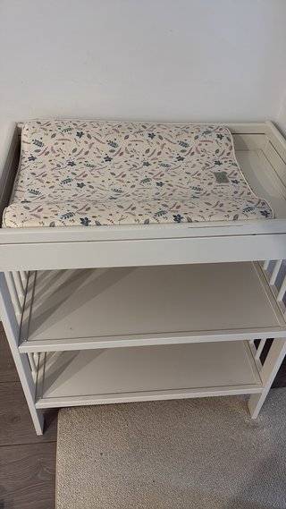 Cambiador IKEA Gulliver + colcha lavable
