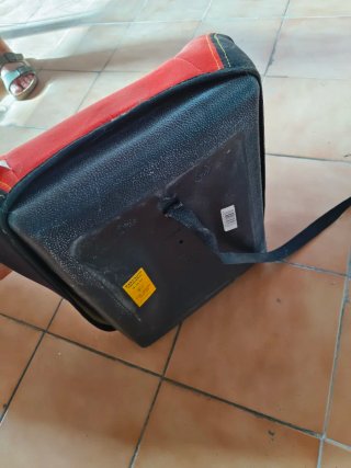 Silla coche elevador Babyauto roja