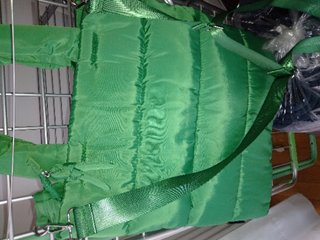 Borsa a tracolla Stradivarius verde