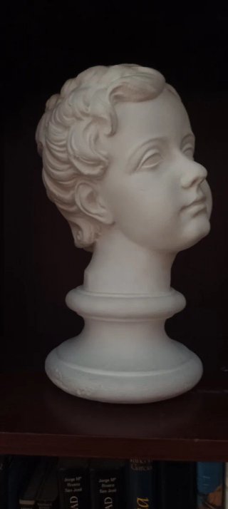 Escultura cabeza infantil de escayola