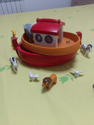 Barco de Playmobil con animales
