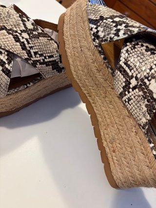 Sandalias cuña esparto serpiente nuevas