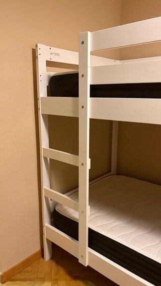 Litera Ikea MYDAL, regalo 1 colchón