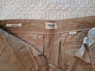 Pantalones cargo relaxed Jack and jones