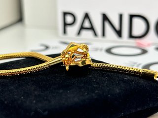 Pulsera Pandora Corazón Infinito dorado