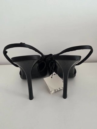 Zapatos Zara Talla 38 Lazo Negro