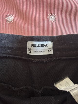 Pull&Bear Pantalón Corto Negro