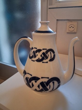 Juego de café de Sargadelos "Encadrelados"