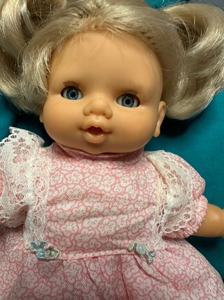 Muñeca antigua años 60-70