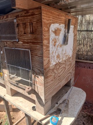 Jaulón de madera para animales