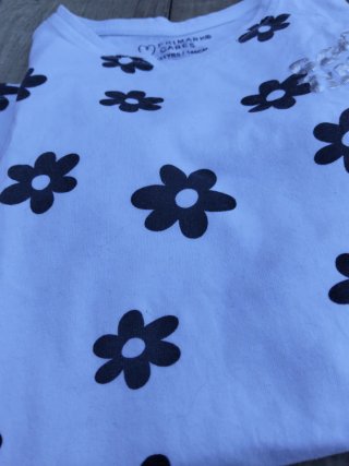 Maglietta Primark fiori 10-11 anni