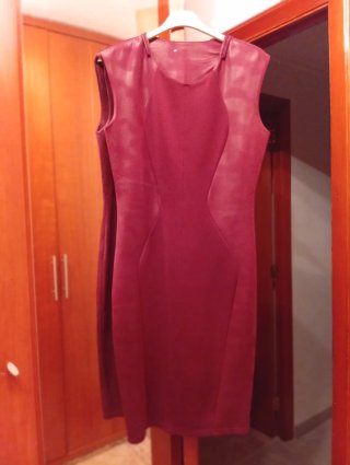 Conjunto chaqueta y vestido efecto piel