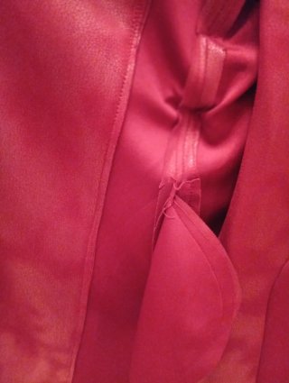 Conjunto chaqueta y vestido efecto piel