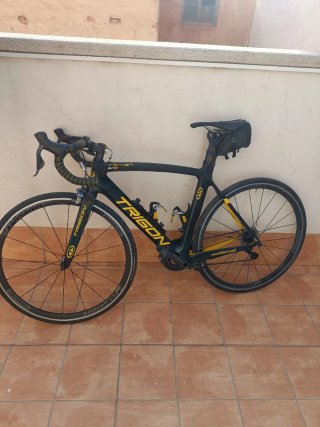 Bicicleta Trigon Negra y Amarilla