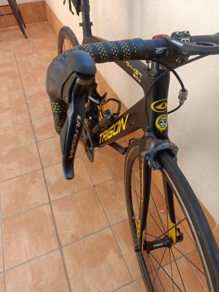 Bicicleta Trigon Negra y Amarilla