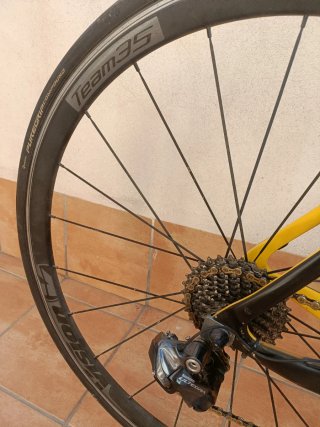Bicicleta Trigon Negra y Amarilla