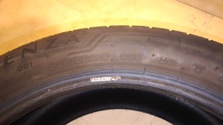 Bridgestone Alenza 001 235/50 R19 99V