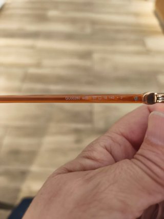 Gafas de sol Guess marrones