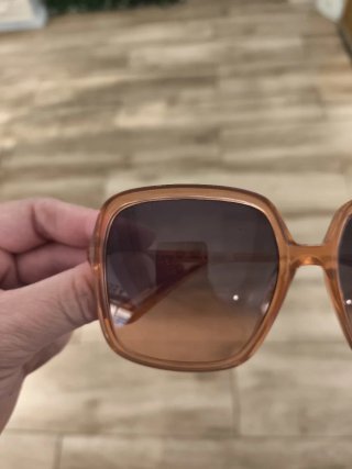 Gafas de sol Guess marrones