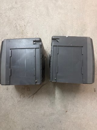 2 Altavoces Aiwa Negros