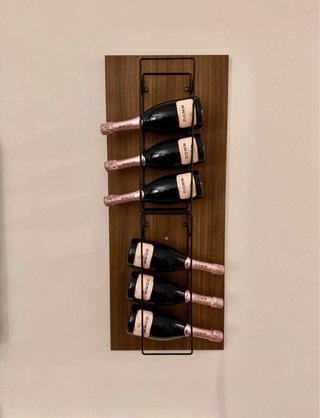 Portabottiglie da parete in legno e metallo