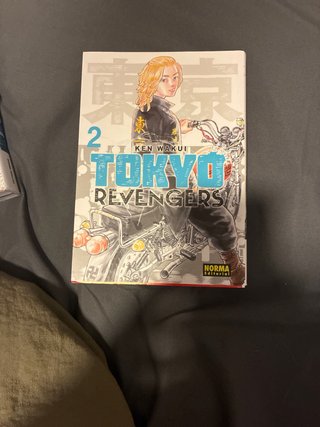 TOKYO REVENGERS 01