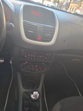 Peugeot 206 + 1.1 60cv