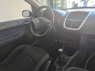 Peugeot 206 + 1.1 60cv