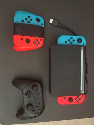 Nintendo Switch Azul y Rojo