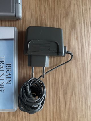 Nintendo DS Lite Plata + Brain Training