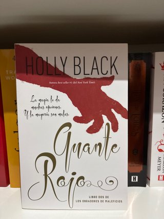 Guante Rojo Holly Black