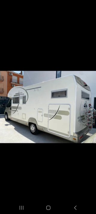 Autocaravana perfilada