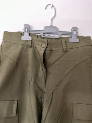 Pantalones cargo verdes